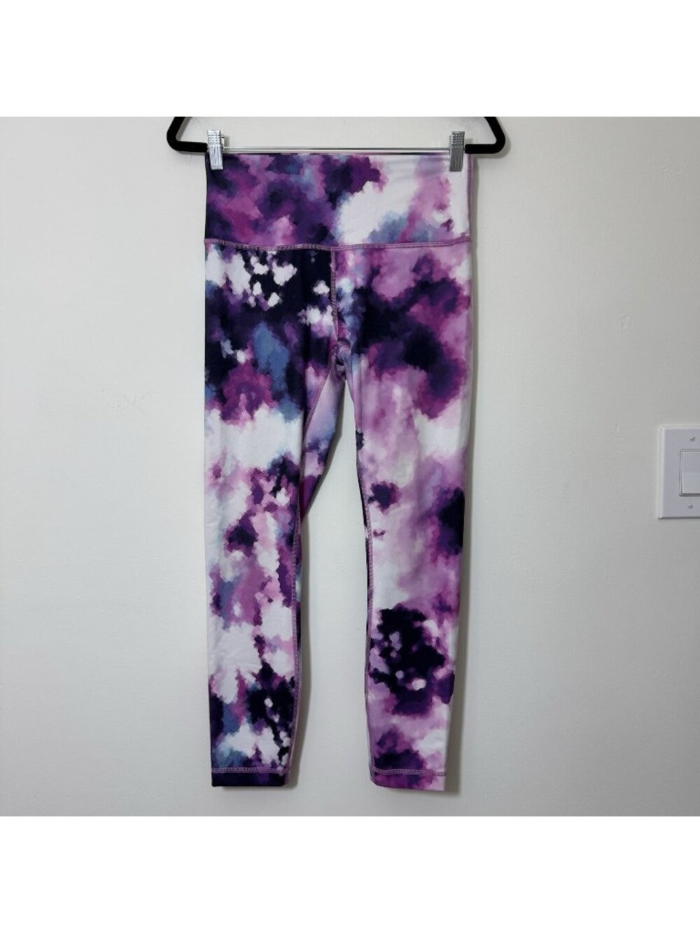 Lululemon Wunder Under Crop III Women’s Size 8 Blooming Pixie Multi Purple Pink